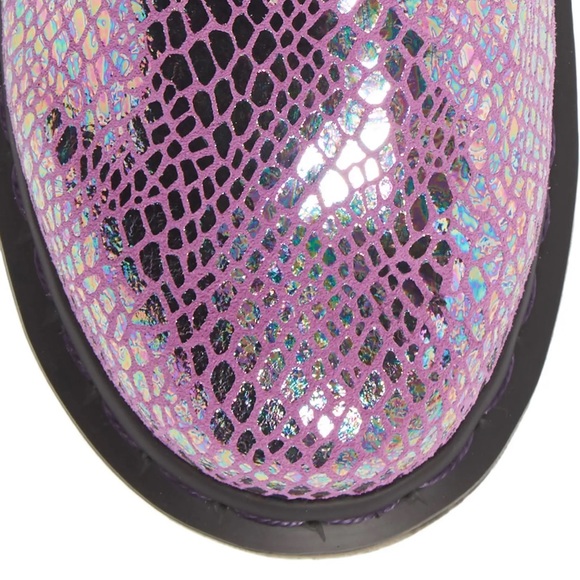 NWT Dr Martens Iridescent Pastel Rainbow 1460 Boot - Picture 5 of 5